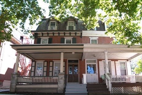 411 High Street exterior front entrance